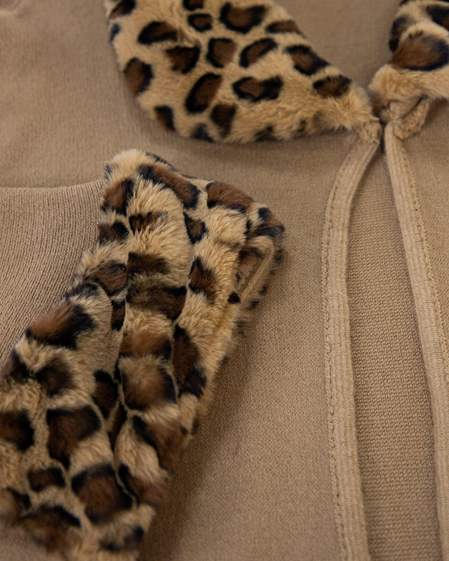 Fur Neck Khaki Leopard Cape